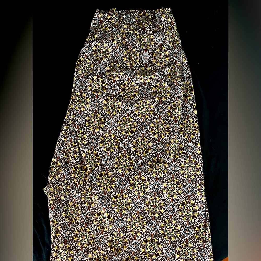 Earthbound patterned skirt